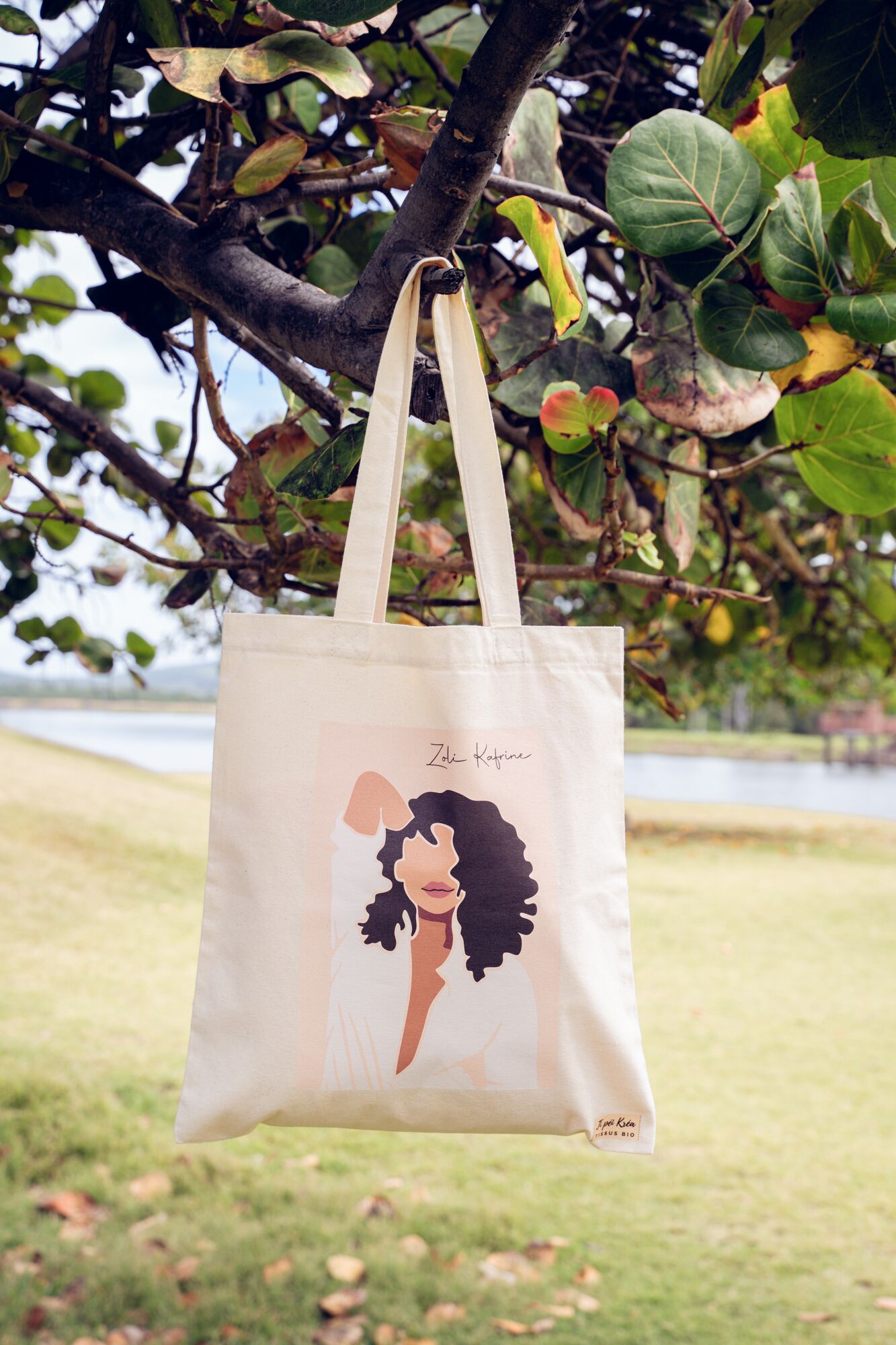 Tote Bag - Zoli Kafrine